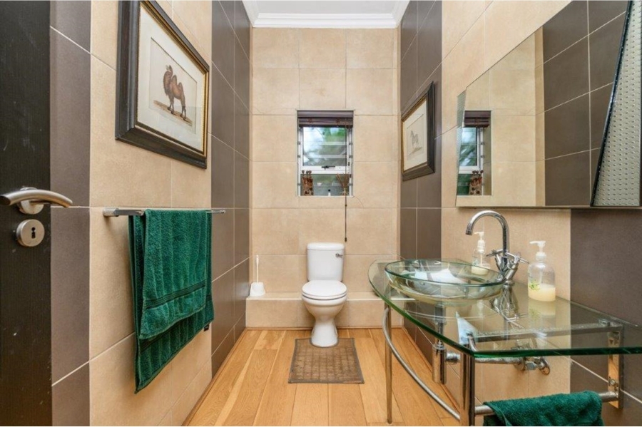 4 Bedroom Property for Sale in Lovemore Park Eastern Cape
